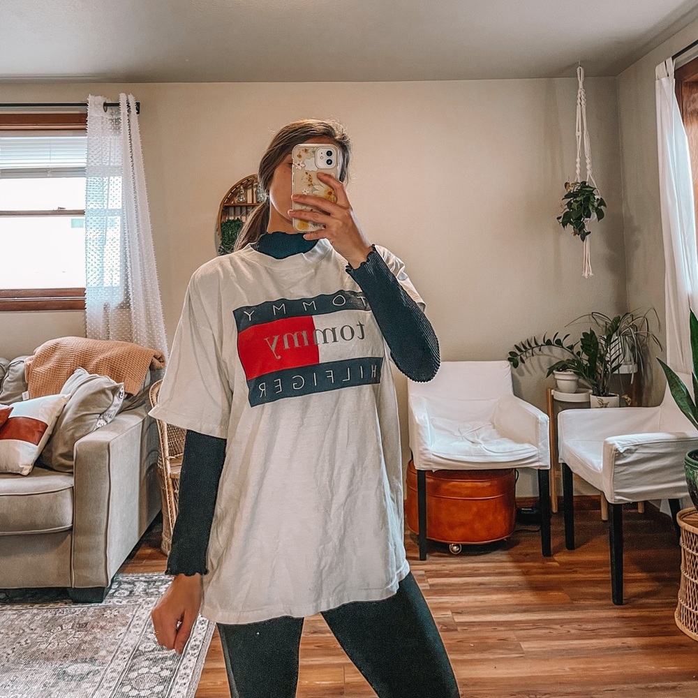 Vintage oversized Tommy Hilfiger vintage T-shirt
